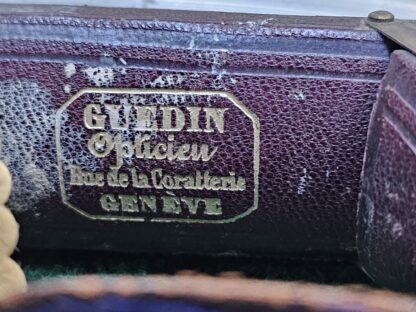 gaufrages et inscriptions – Image 4