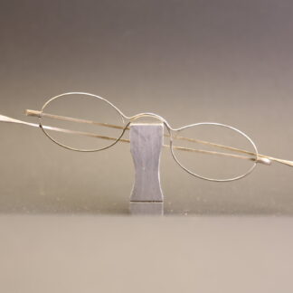 lunettes ovale drageoir nez Russe