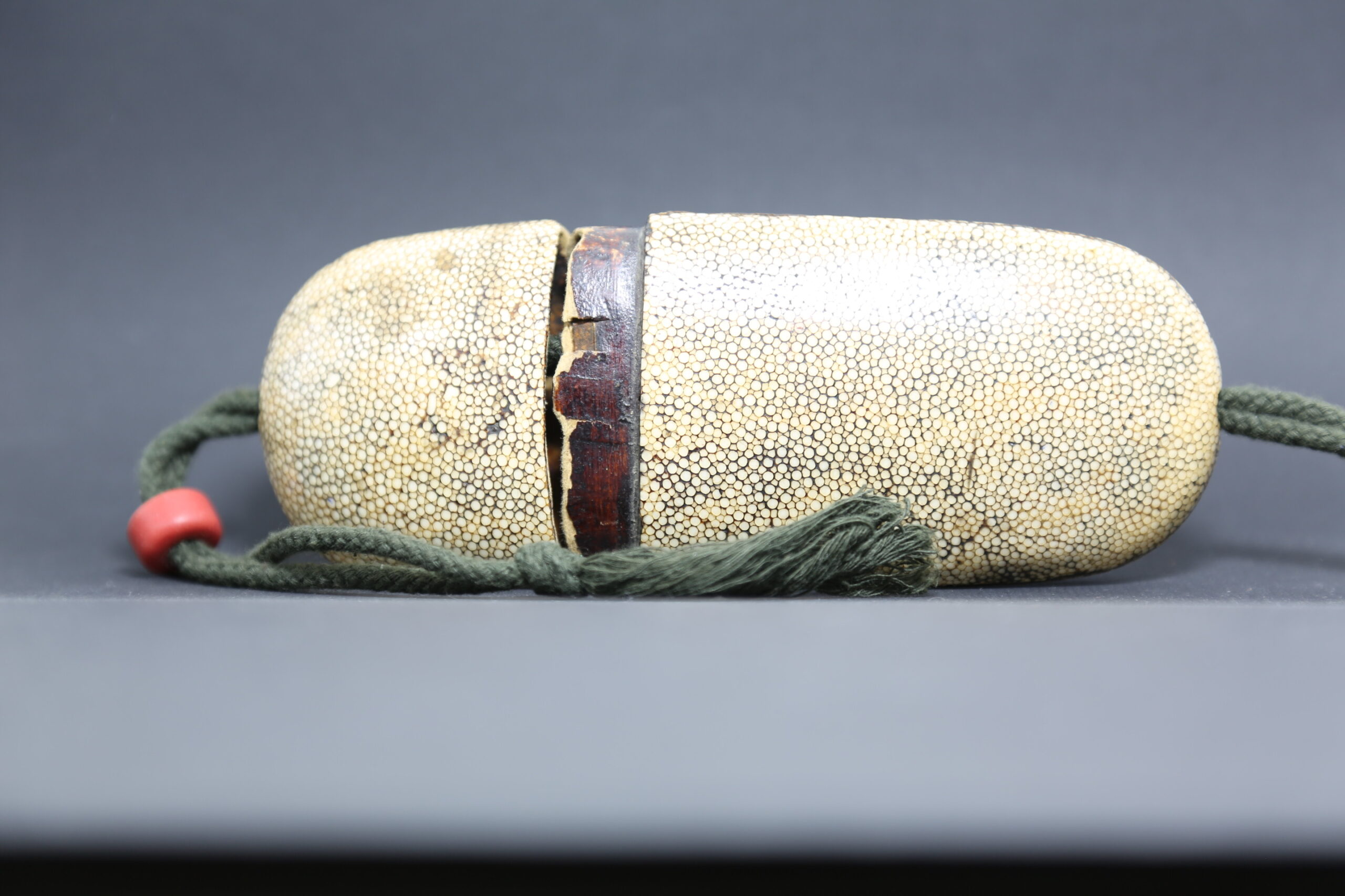 Mandarin avec étui galuchat – Image 10